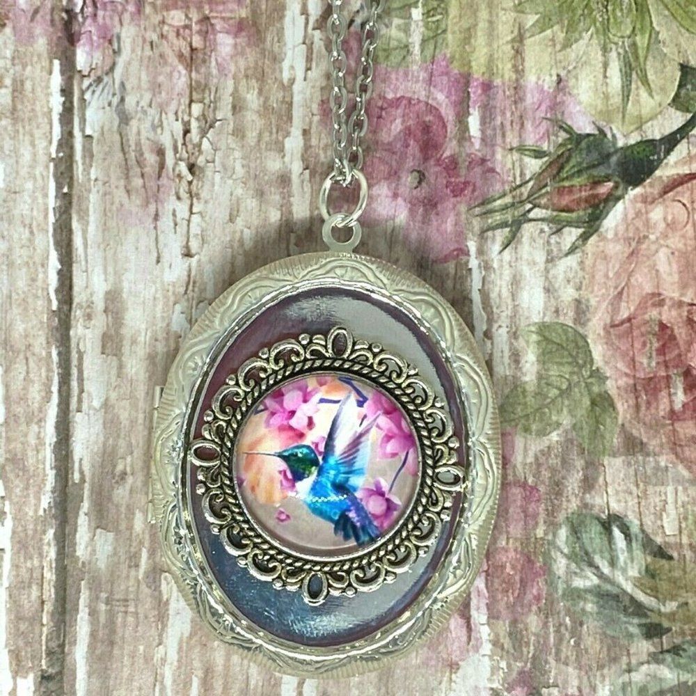 Hummingbird Locket Necklace Silver Pill box fancy - Picture 5 of 8
